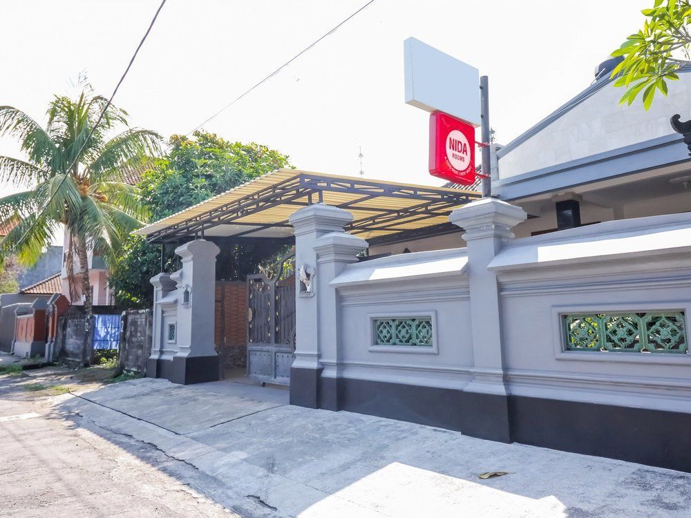 Puri Kusuma Guest House Selemadeg Exteriör bild