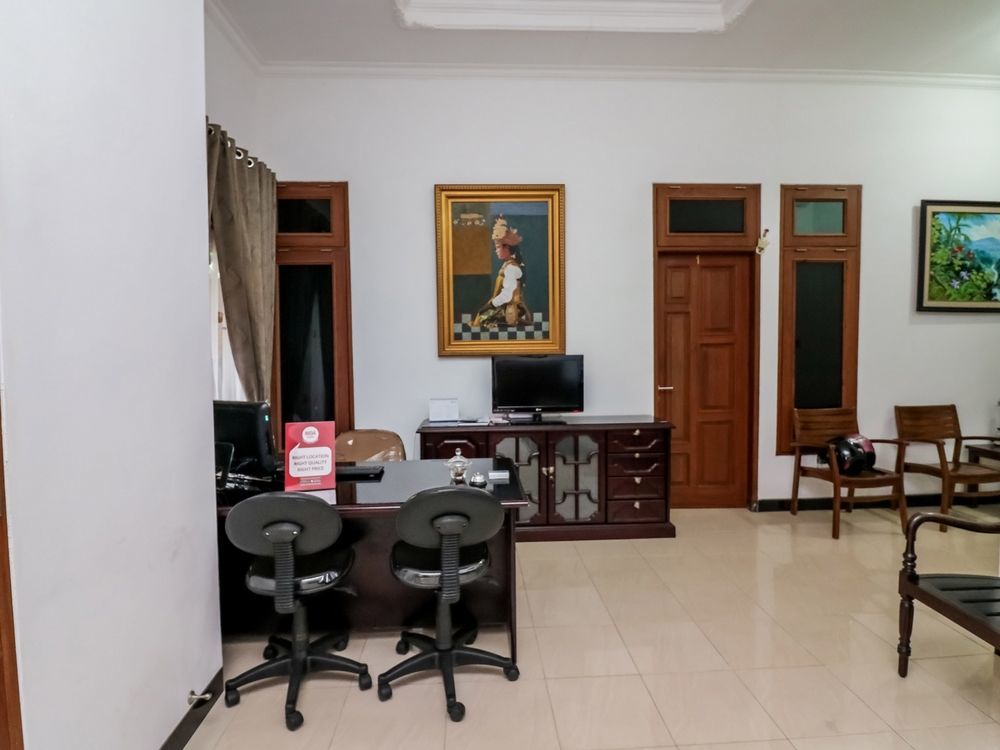 Puri Kusuma Guest House Selemadeg Exteriör bild