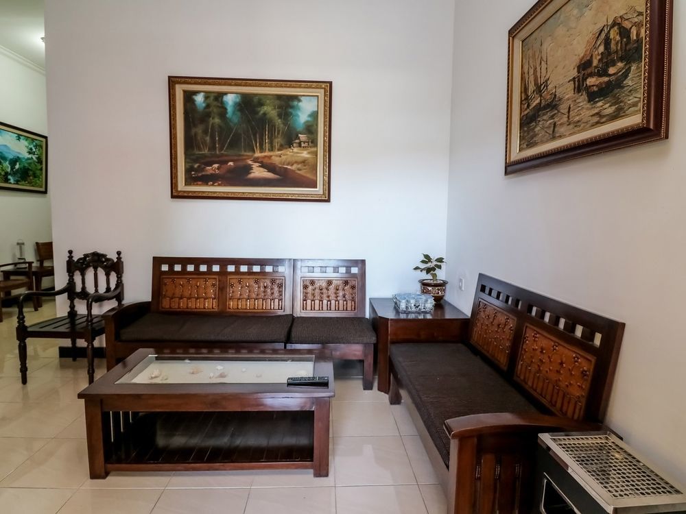 Puri Kusuma Guest House Selemadeg Exteriör bild