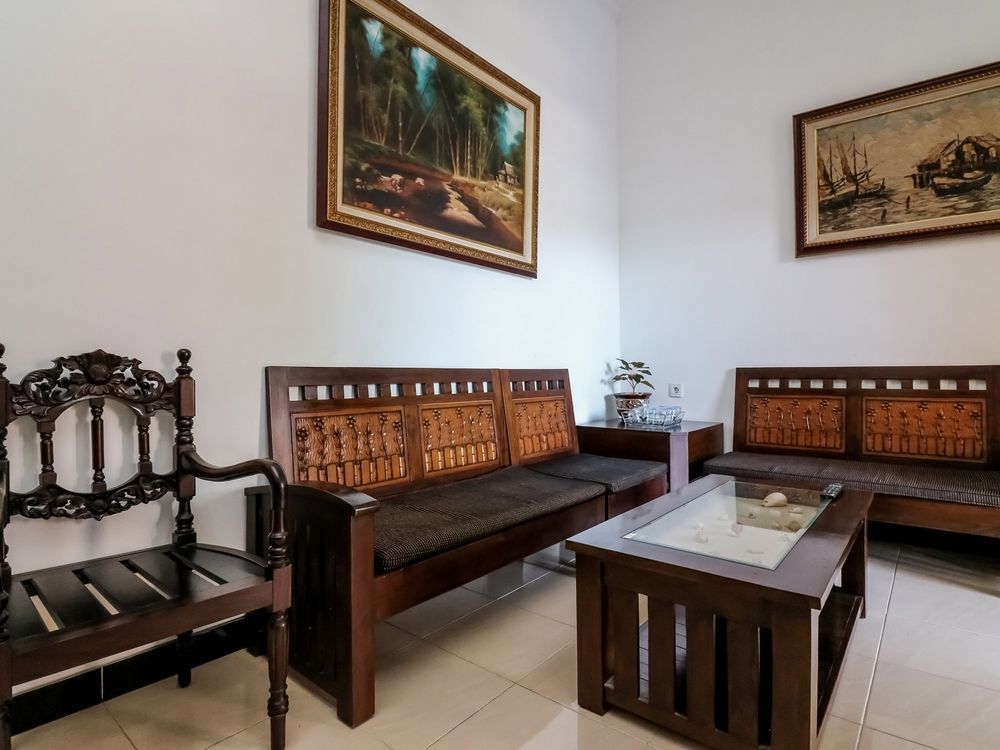 Puri Kusuma Guest House Selemadeg Exteriör bild
