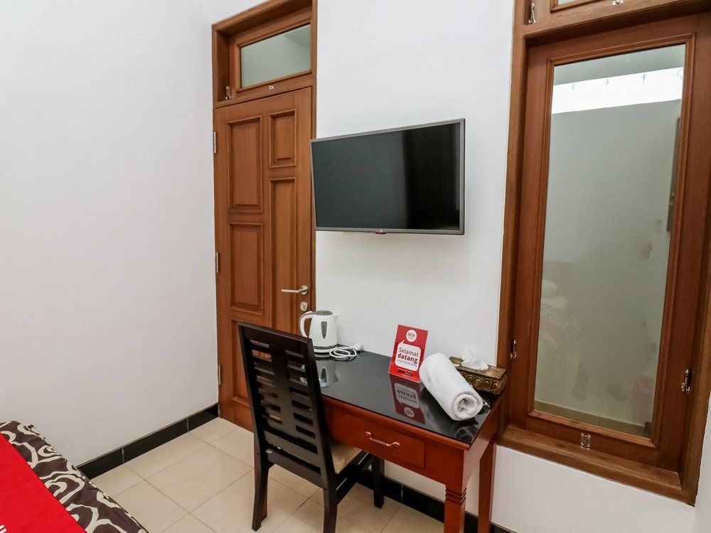 Puri Kusuma Guest House Selemadeg Exteriör bild