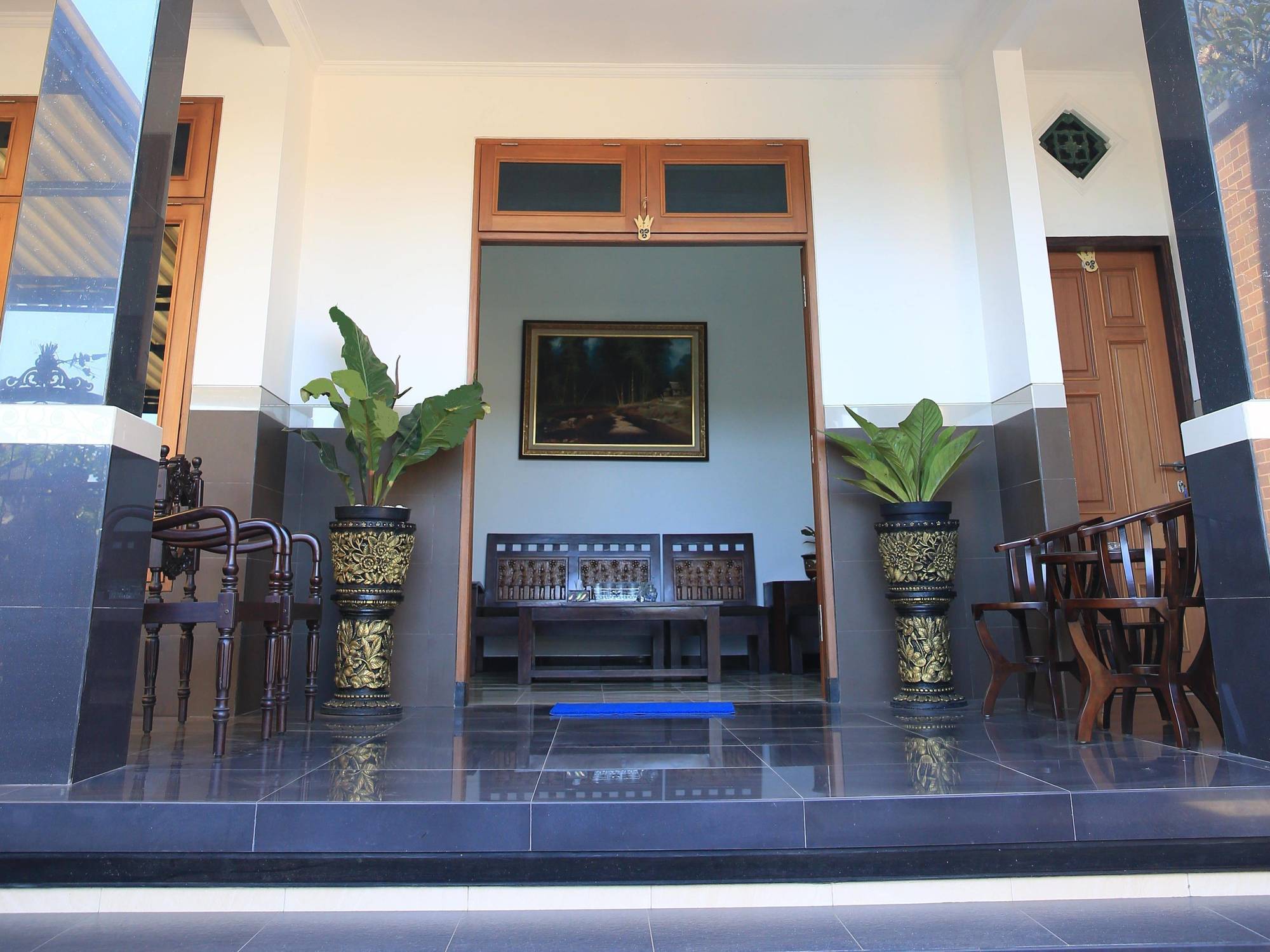 Puri Kusuma Guest House Selemadeg Exteriör bild